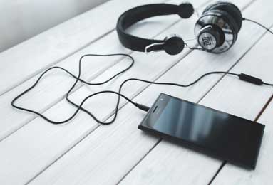 转会动态最新！布莱顿瞄准德甲猛将，红军热刺上演抢人大战