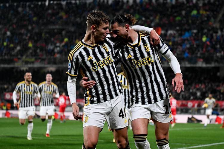 意甲巅峰对决！那不勒斯主场迎尤文，国家德比藏争四关键